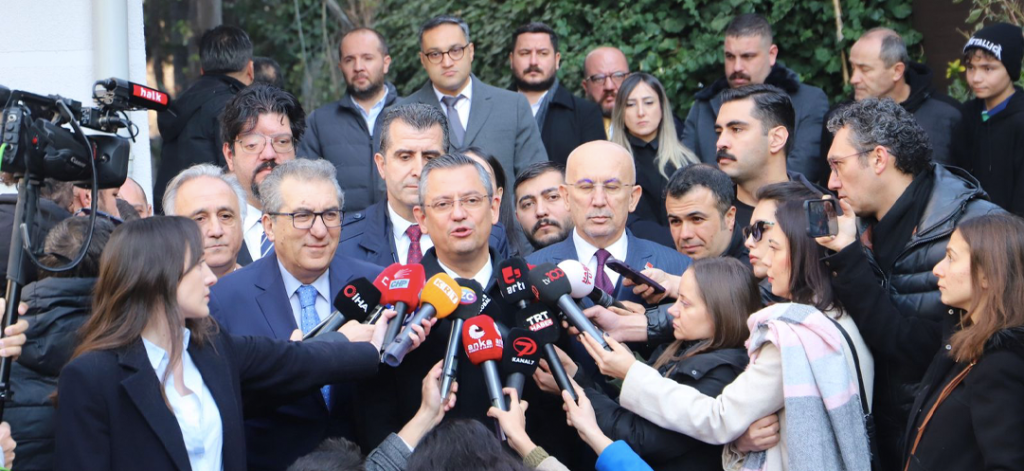 CHP Genel Başkanı Özgür Özel görüşme sonrası basın açıklamasında bulundu