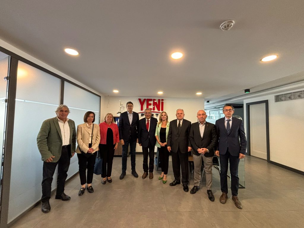 SDD YÖNETİM KURULUNDAN YENİ PARTİ GENEL BAŞKAN YARDIMCILARINA ZİYARET